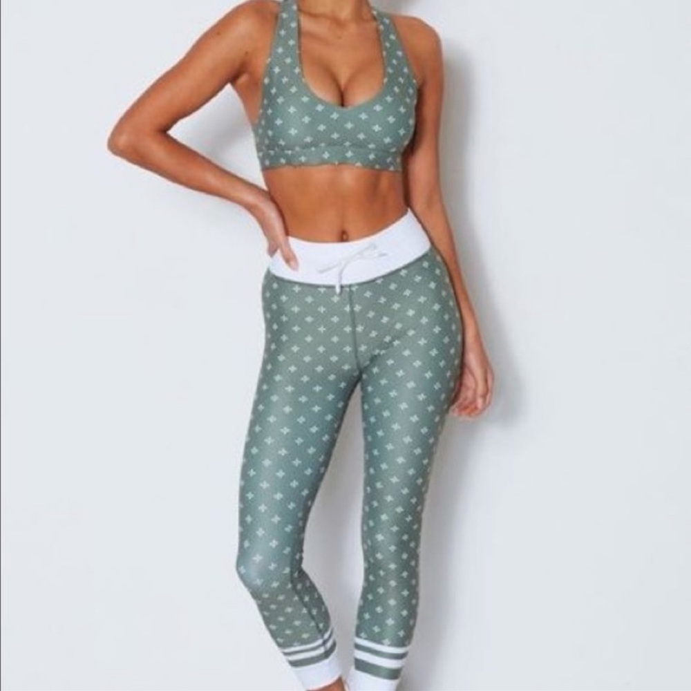 Sarah’s Day x WFA White Jasmine Leggings XLARGE, SET